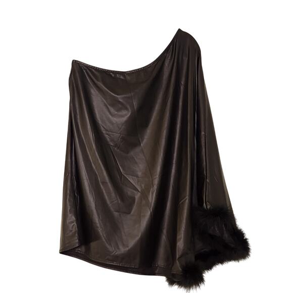 ENTRO Black Faux Leather One Shoulder Top, Size Small - Picture 2 of 10